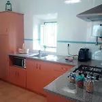 Country house Casa Do Avo In Montejunto Cadaval