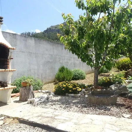 Casa Do Avo In Montejunto