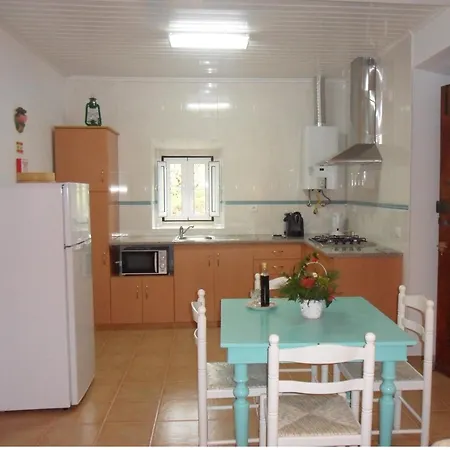 Casa Do Avo In Montejunto *