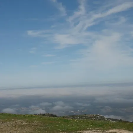 Casa Do Avo In Montejunto منزل ريفي